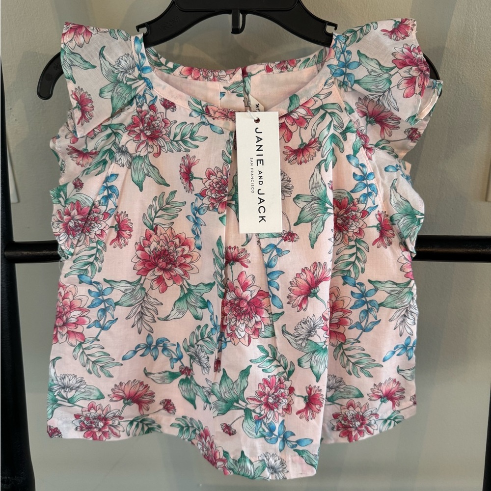 Janie and Jack top NWT